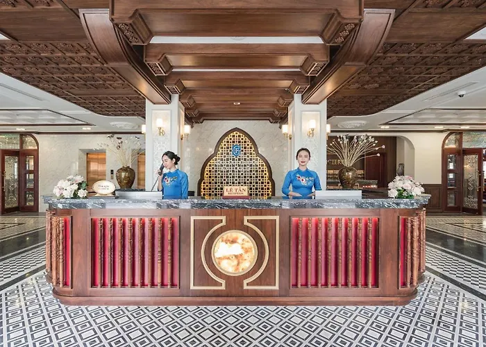 Khách sạn Grand Fleuve Boutique Hạ Long