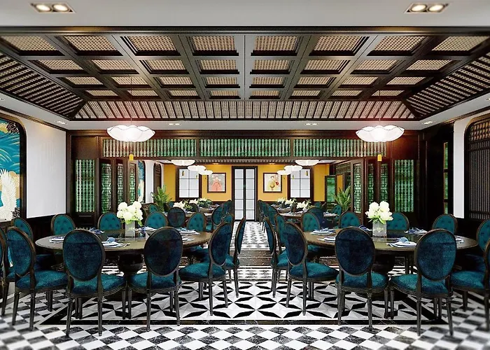 Grand Fleuve Boutique Hạ Long