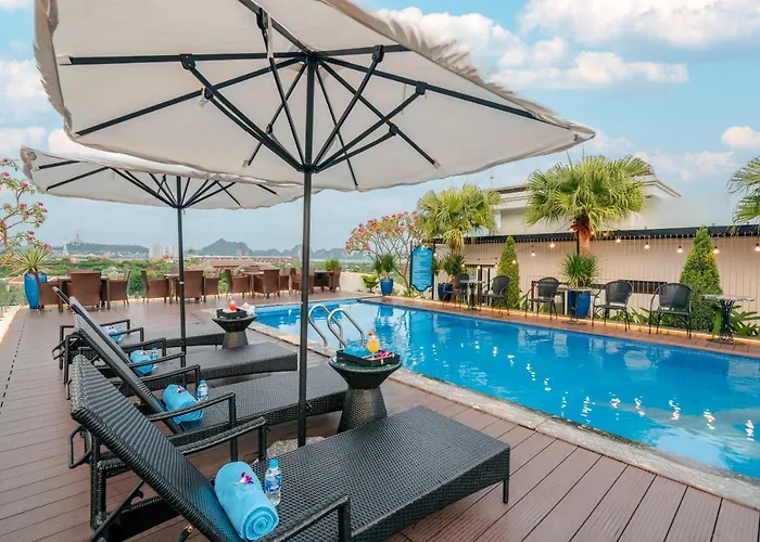 Grand Fleuve Boutique 4*