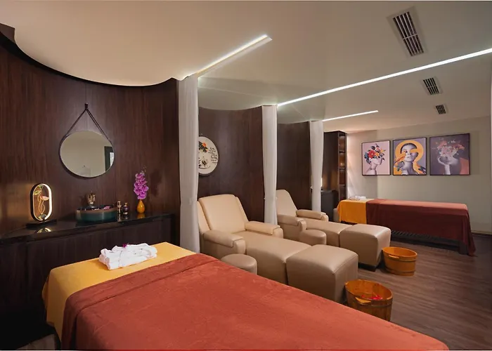 Khách sạn Grand Fleuve Boutique Hạ Long