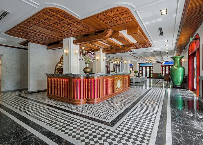 Grand Fleuve Boutique Khách sạn Hạ Long