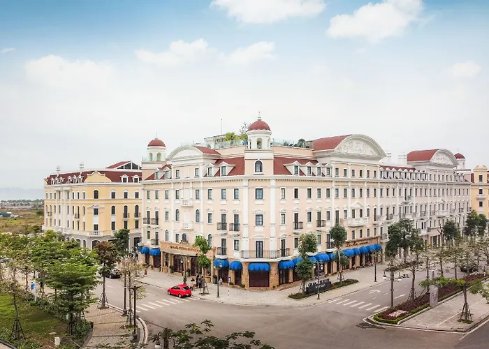 Grand Fleuve Boutique Hotel Hạ Long